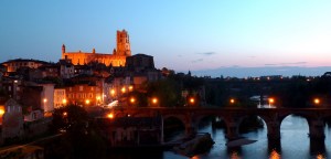 Albi at night
